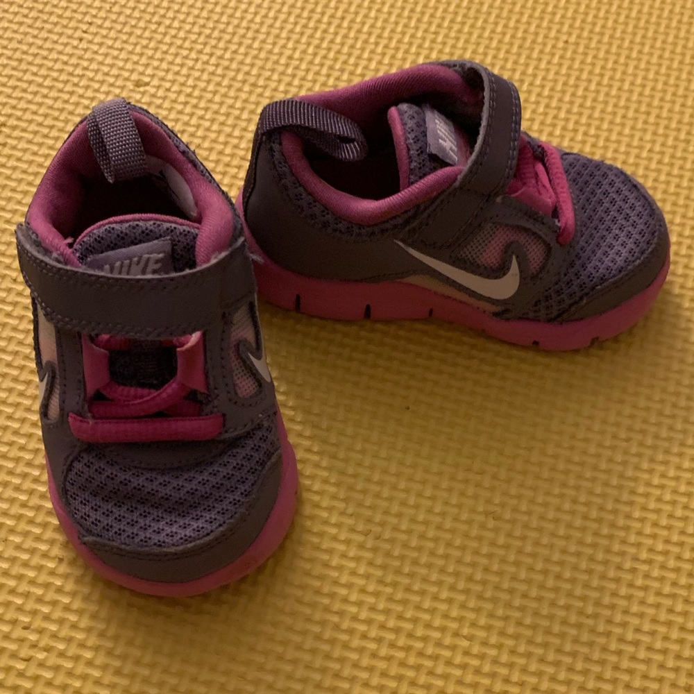 Nike Free Toddler Sneakers 4C